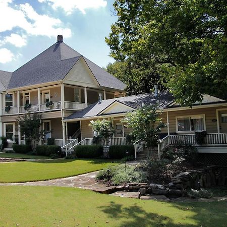 Heartstone Inn Eureka Springs Ngoại thất bức ảnh